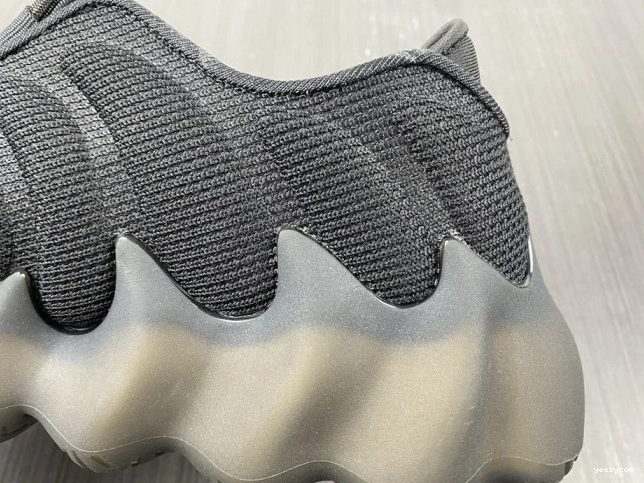 ADIDAS H68032 YEEZY 400 0730